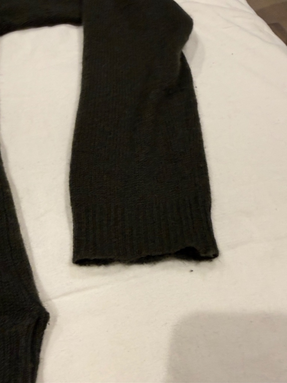 Line. (Women's L) - Picture 12 of 12